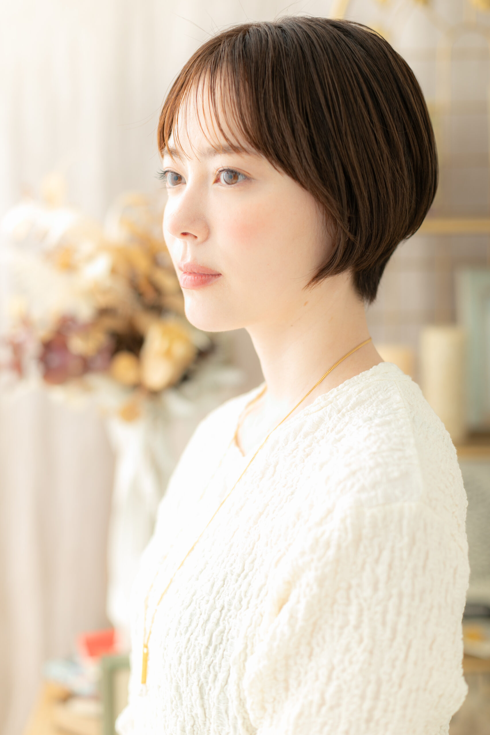シールスルーバング前下がりミニボブショート