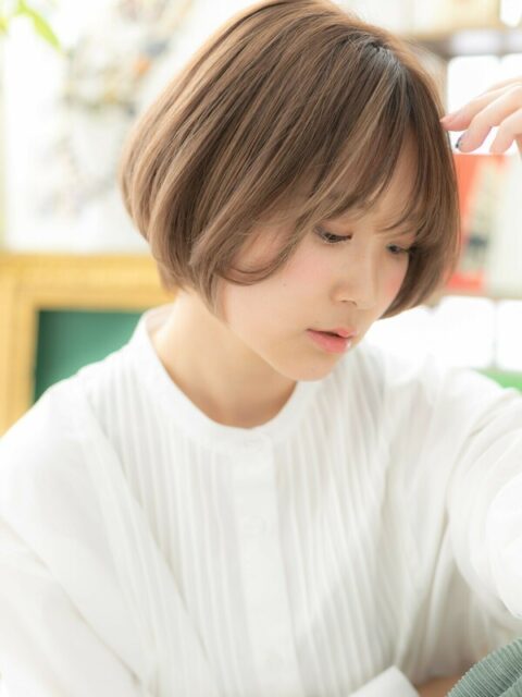 ココアブラウン小顔ミニボブ20代30代