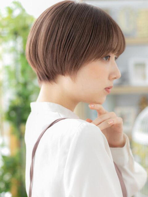 大人可愛い韓国風小顔丸みショート20代30代