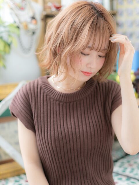 大人可愛いゆるふわ巻き小顔ボブ20代30代