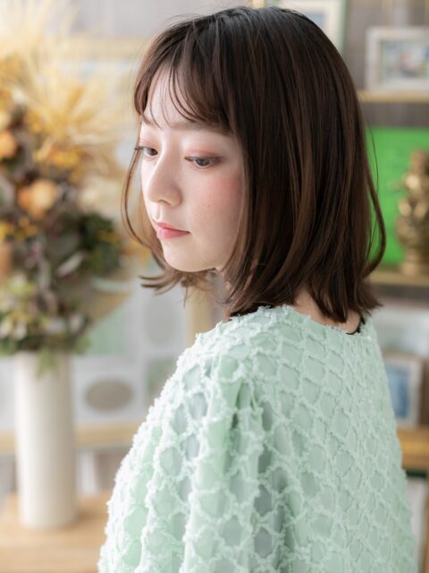 大人可愛い外ハネ小顔ボブ20代30代