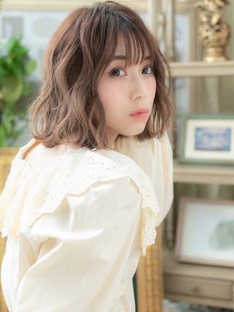 大人可愛いハイライト外国人風ミディアム20代30代