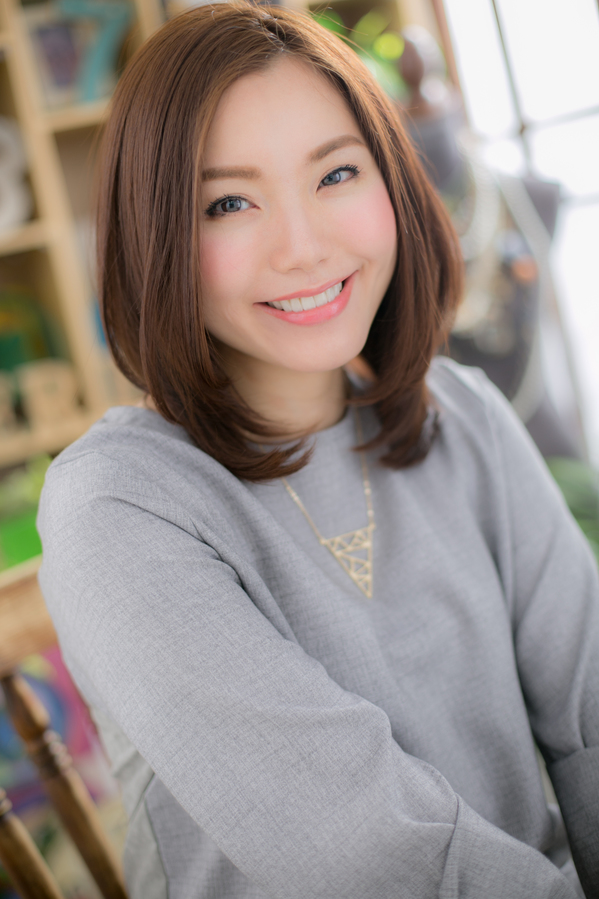 知的＆オシャレな&#8230;ノーバングミディ