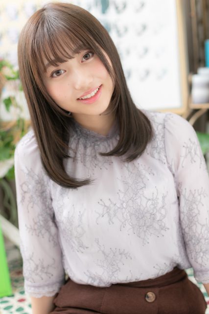 黒髪ローライトが大人かわいい小顔ワンカール