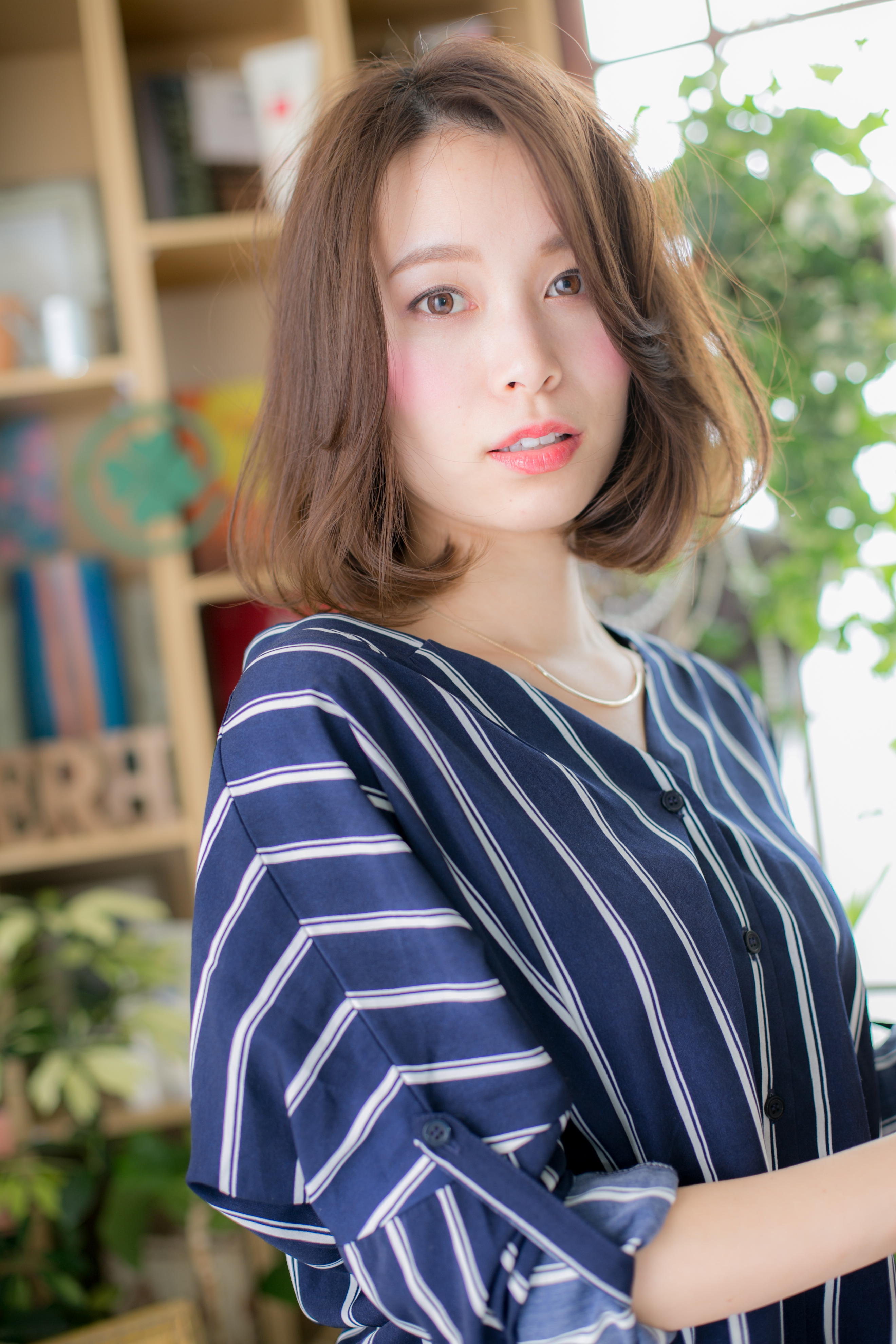 揺れるAライン、大人ボブ