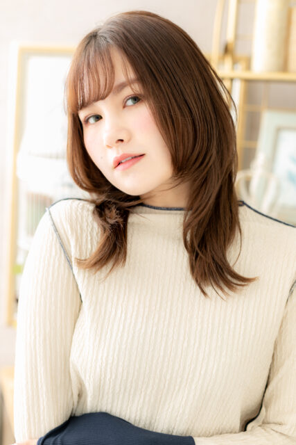 くせ毛風前髪パーマｘ顔回りレイヤーカット