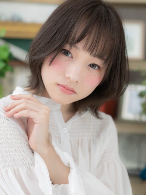 大人可愛いくびれ小顔ボブ20代30代