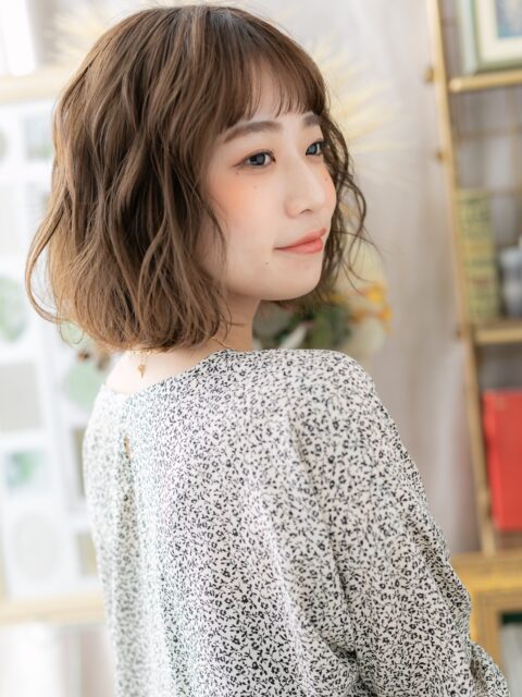 大人可愛いゆるふわ小顔ボブ20代30代