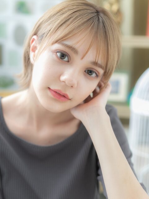 大人可愛いハイトーン小顔ボブ20代30代