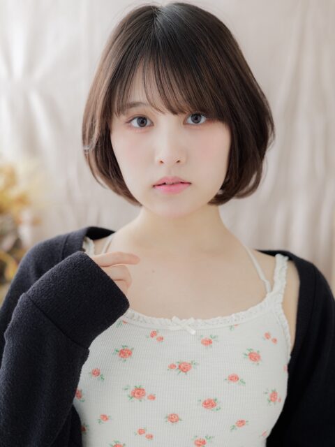 大人可愛いミニマル小顔ボブ20代30代