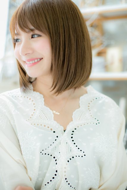 透け感斜めバング♪好感ストレート