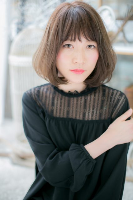 ナチュラル仕上げ＊前下がりボブ