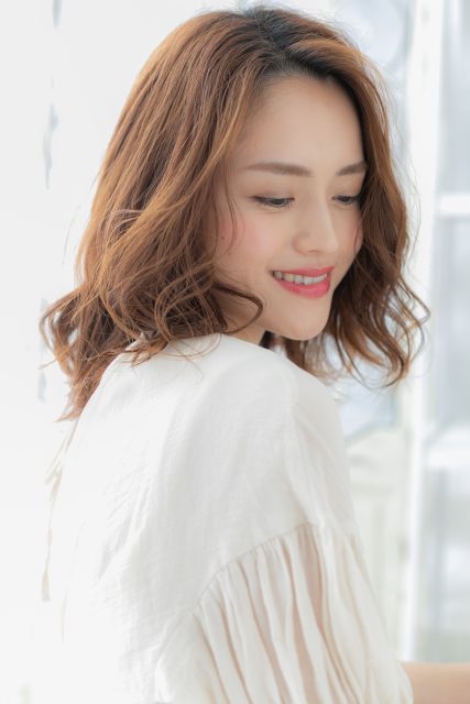 韓国風アシンメトリー抜け感エアリーミディ