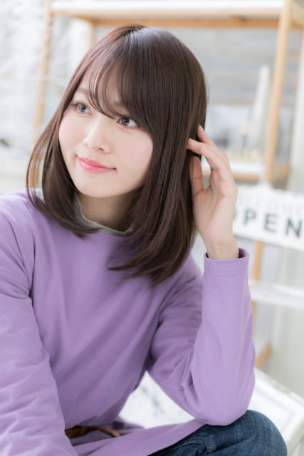 斜めバング♪大人かわいい小顔ストレート