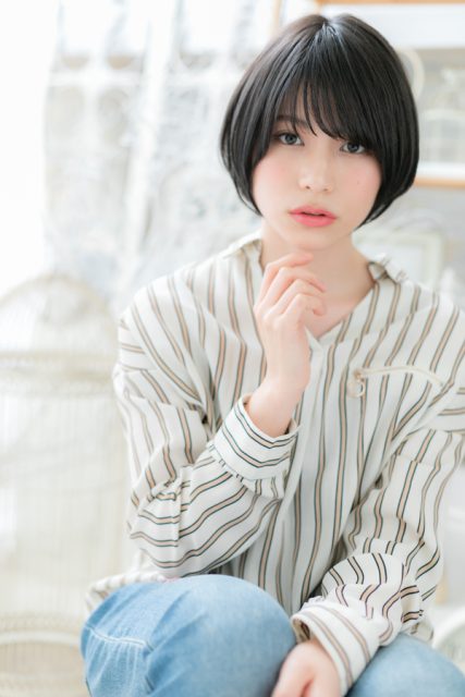 王道！前下がり＆黒髪☆小顔ひし形ストレート