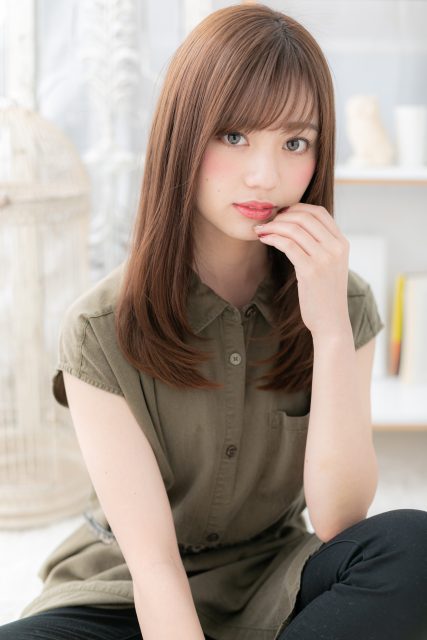 透け感斜めバング♪前下がり小顔ワンカール