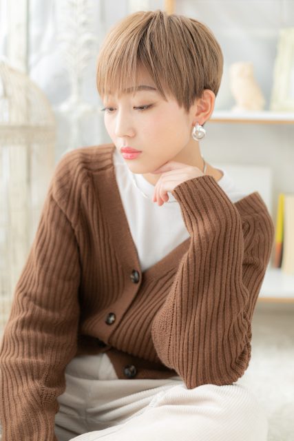 斜めバング★外国人風小顔ハンサムショート