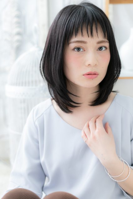 黒髪で清潔感…ナチュラル前下がりボブディ