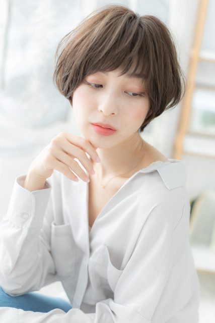 小顔切りっぱなし大人かわいいくびれショート