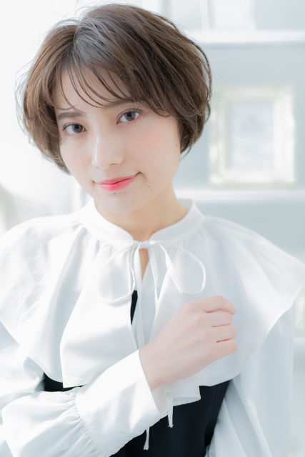 シースルーバングゆるふわ小顔ボブショート