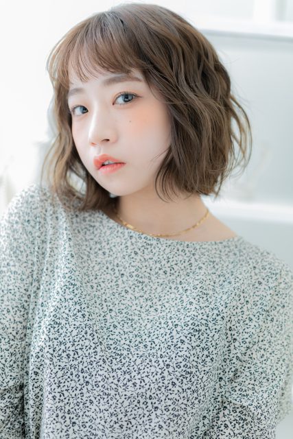 波巻きくせ毛風春パーマ小顔エアリーミディ