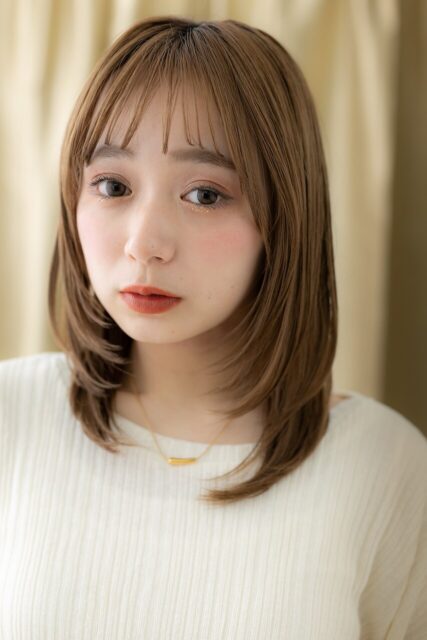 イメチェン小顔前下がりレイヤーロング20代30代40代