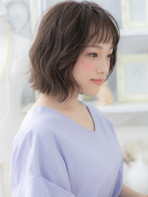 大人可愛い外ハネ小顔ボブ20代30代