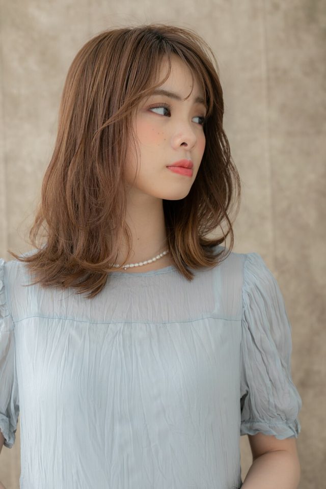 20代30代40代くせ毛風大人可愛い流れるレイヤーロング