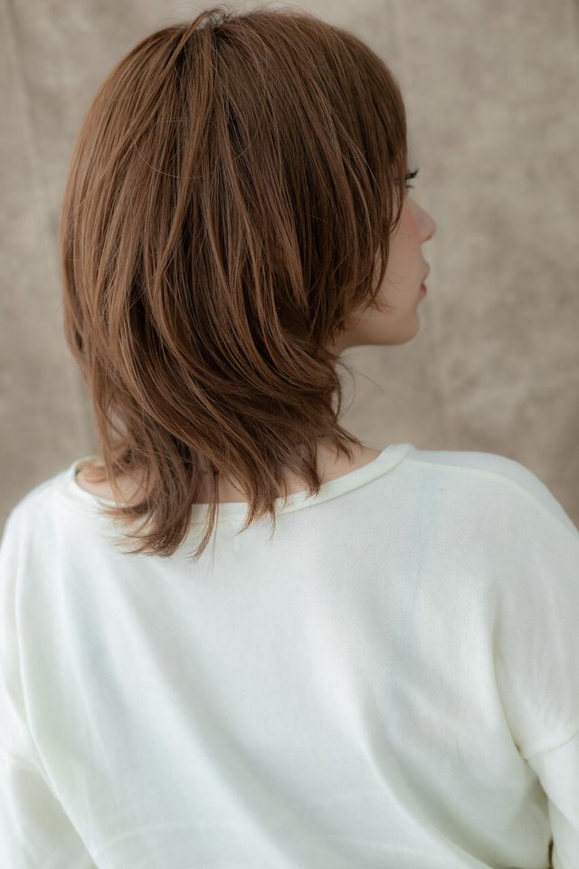 20代30代40代☆外国人風カーキベージュ小顔ボブウルフ