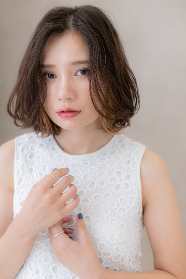 20代30代40代☆外国人風イヤリングカラー小顔抜け感ボブ