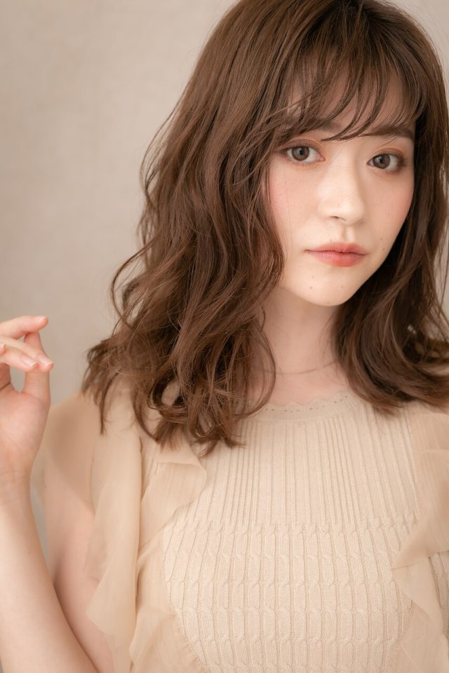 20代30代40代◆グラマラスなウェーブパーマ♪小顔セミディ