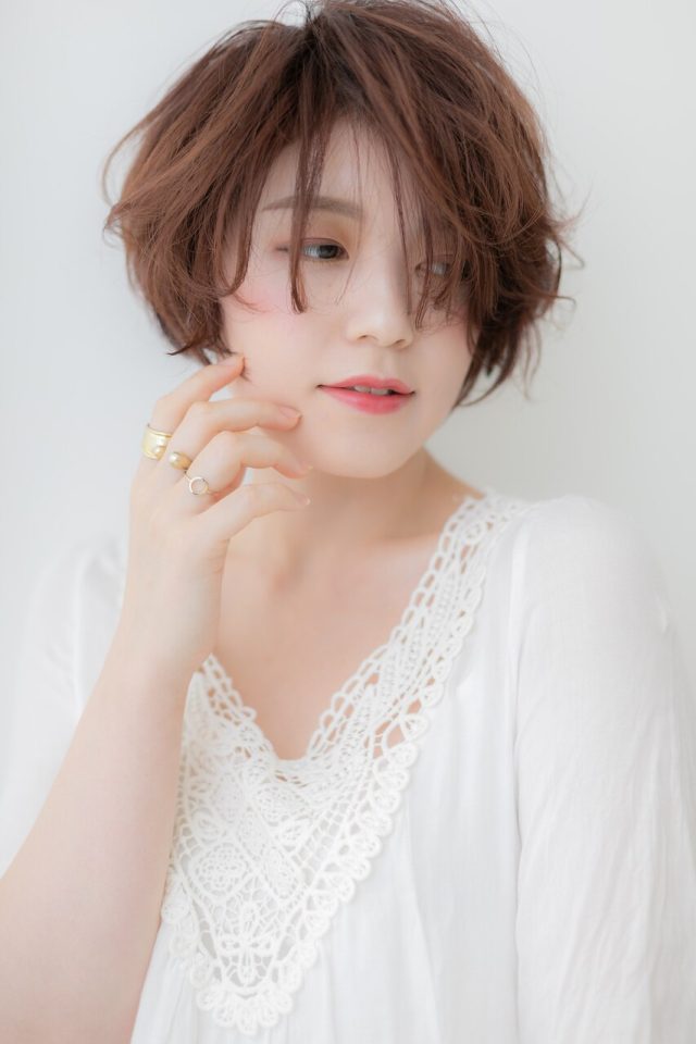 20代30代40代モード&個性的無造作小顔マニッシュショート
