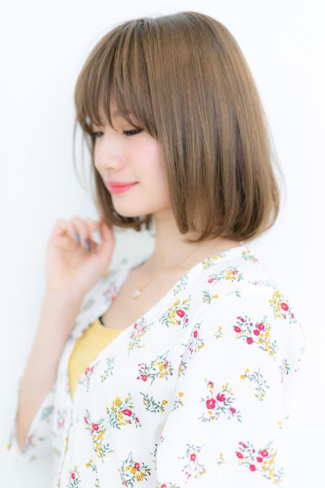 10代20代30代外国人風ツヤ感前下がり小顔フェミニンボブ