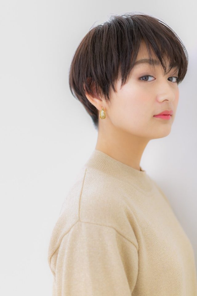 20代30代40代モードクールな黒髪小顔マニッシュショート