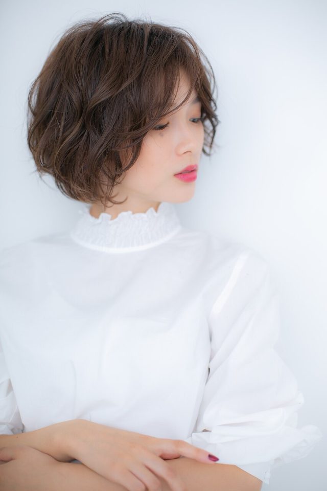 20代30代40代くせ毛風カール小顔アシンメトリー大人ボブ