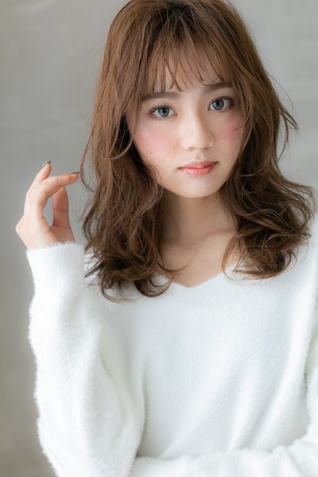 20代30代40代くせ毛風小顔ゆるふわカールこなれヘア