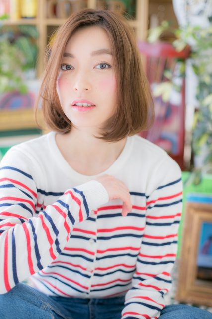 センターパートで小顔・大人ボブ