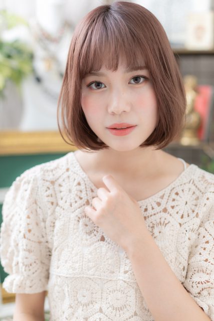 ピンクブラウンシースルーバング前下がりロブ