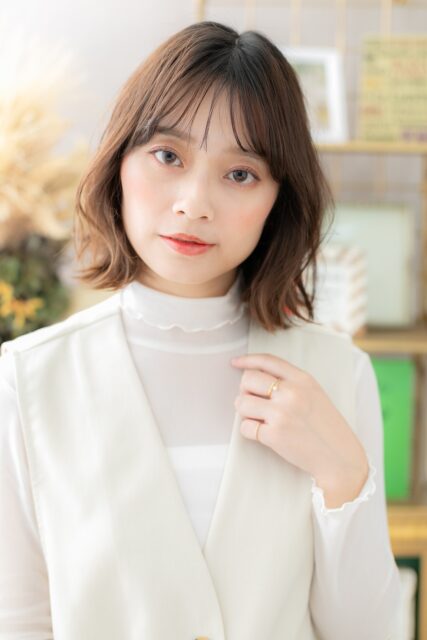 大人可愛いマロンベージュエアリーボブ20代30代