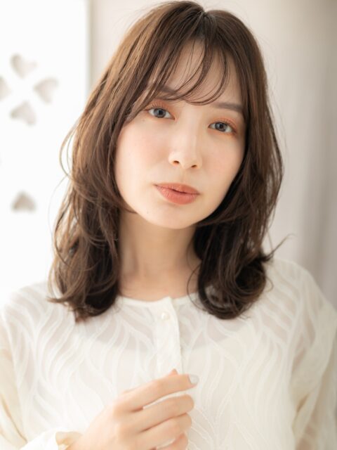 伸ばしかけ抜け感ミディアム20代30代