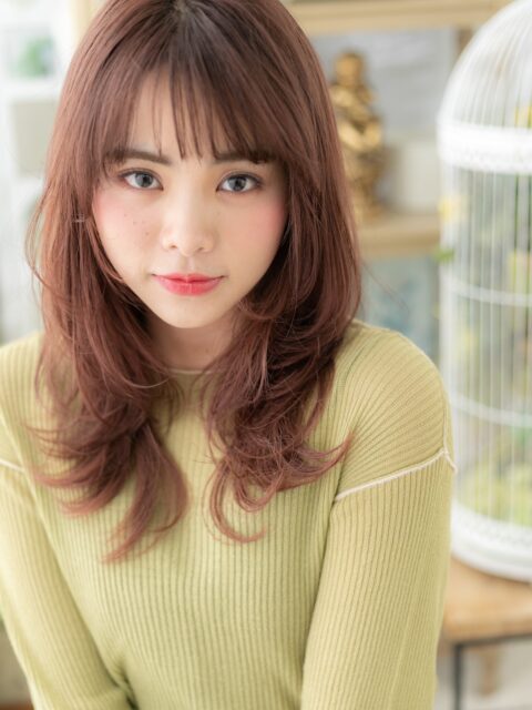 大人ピンクベージュ抜け感ミディ20代30代