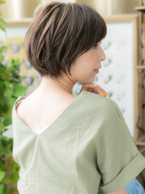 大人可愛い小顔マッシュショート20代30代