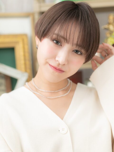大人可愛い刈り上げ小顔ショート20代30代