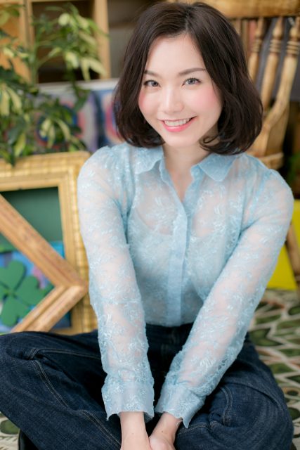 黒髪ダークアッシュ前下がりワンレンボブディ