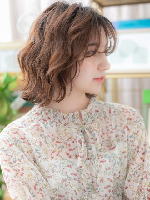 大人可愛い抜け感ウルフボブ20代30代