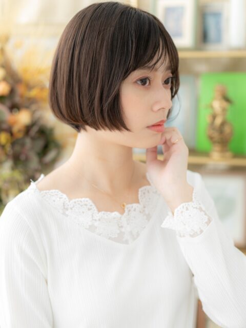 大人可愛い黒髪切りっぱなしボブ20代30代