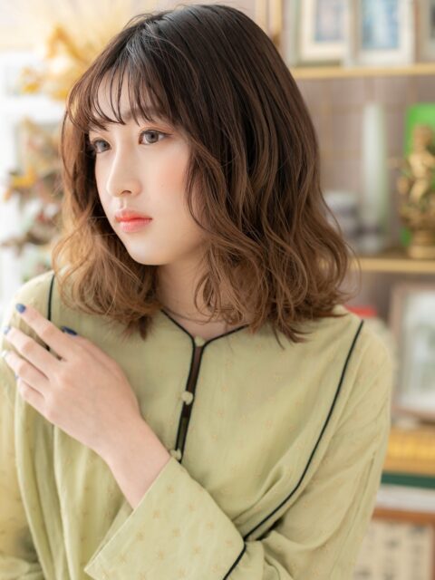 大人可愛いグラデーションふわミディ20代30代