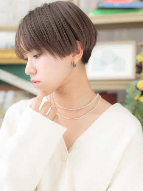 大人可愛い前下がりナチュラルショート20代30代
