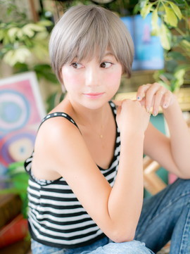 長谷川 あや 【ストレート・straight】