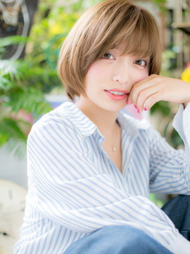 和希 詩織 【ニュアンスストレート・nuancestraight】